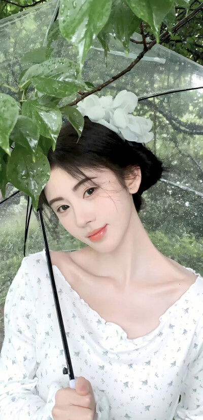 鞠婧祎