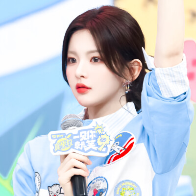 杨超越