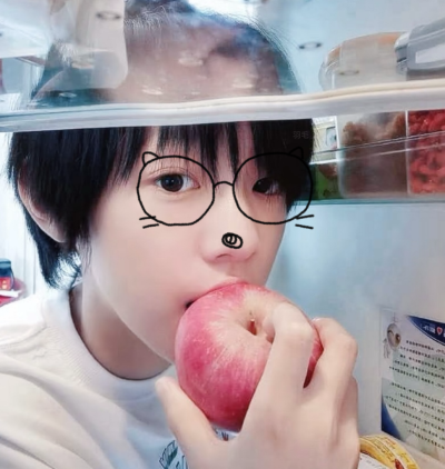 我妈说我不卖萌也很萌
