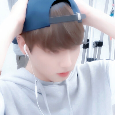 •初恋回归（Jung Kook ʔ•̫͡•ʕ退伍快乐）