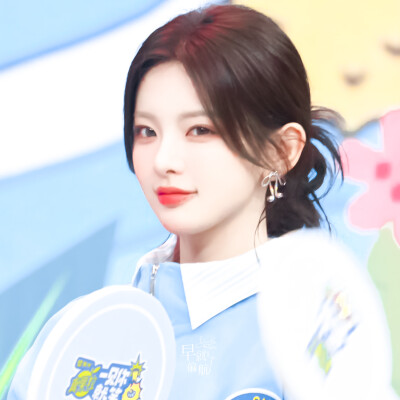杨超越