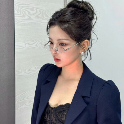 杨超越