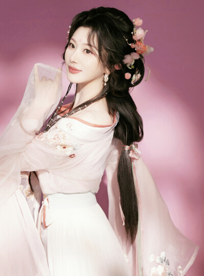 孔雪儿