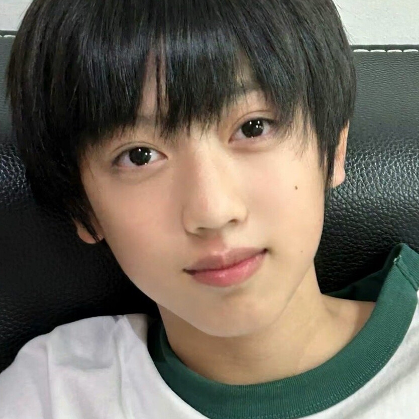 祝这个男孩中考大捷