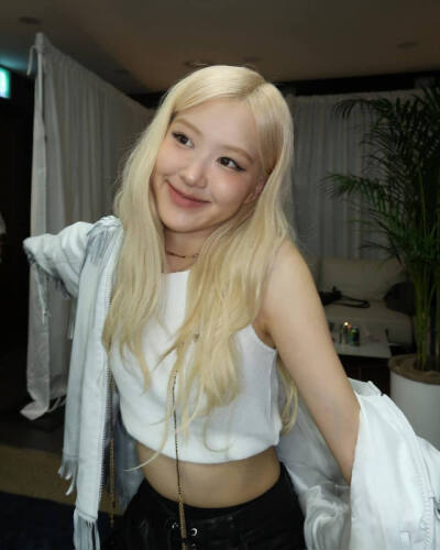 roses_are_rosie