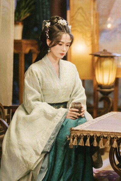 愿为美人奴 云卿