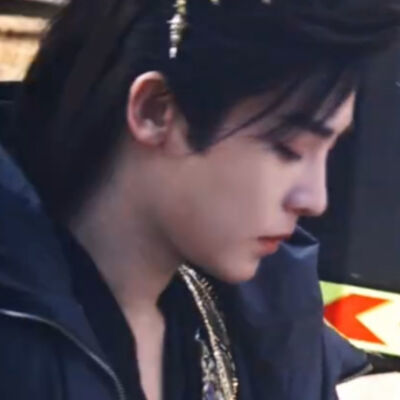 凉夜晚秋倚门回首