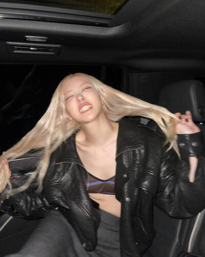 roses_are_rosie