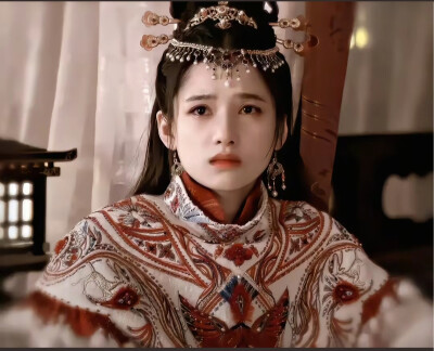 张婧仪