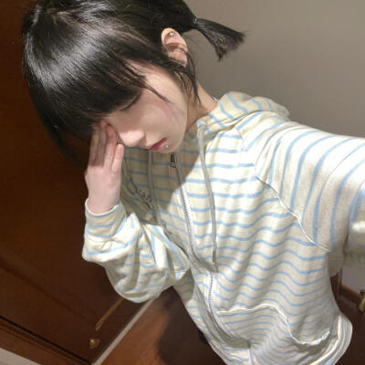 ✰