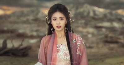 白鹿/李青月 ​​​