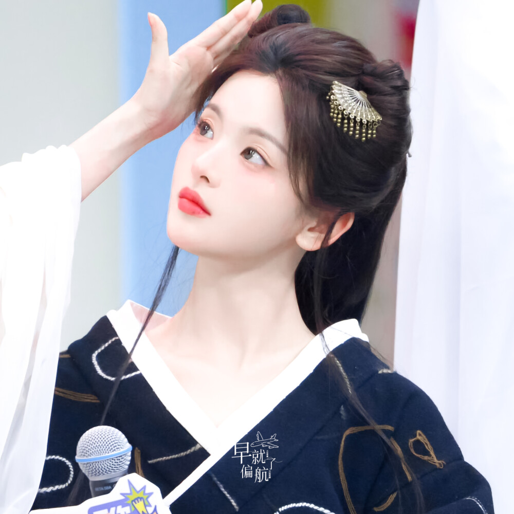 杨超越