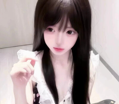 权威真人女头