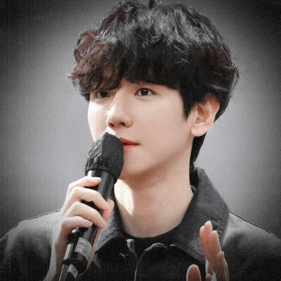 영원히 행복한 존재가 되어주세요
Please be a happy forever being.
©BK4zy | 边伯贤