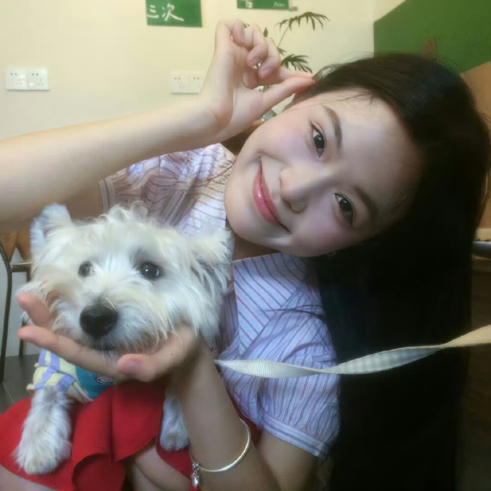 女生头像
阿柚姑娘呀