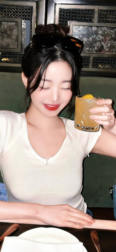 张元英壁纸