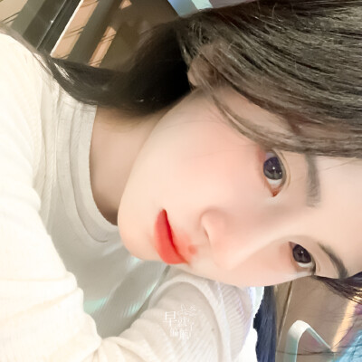 鞠婧祎