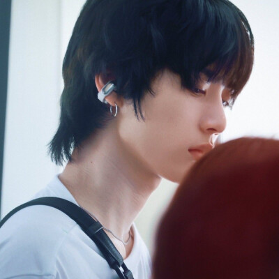 当我抱住你的时候你就像个刺猬