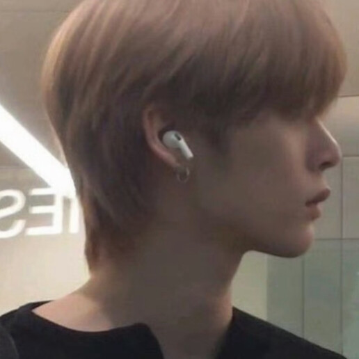 当我抱住你的时候你就像个刺猬