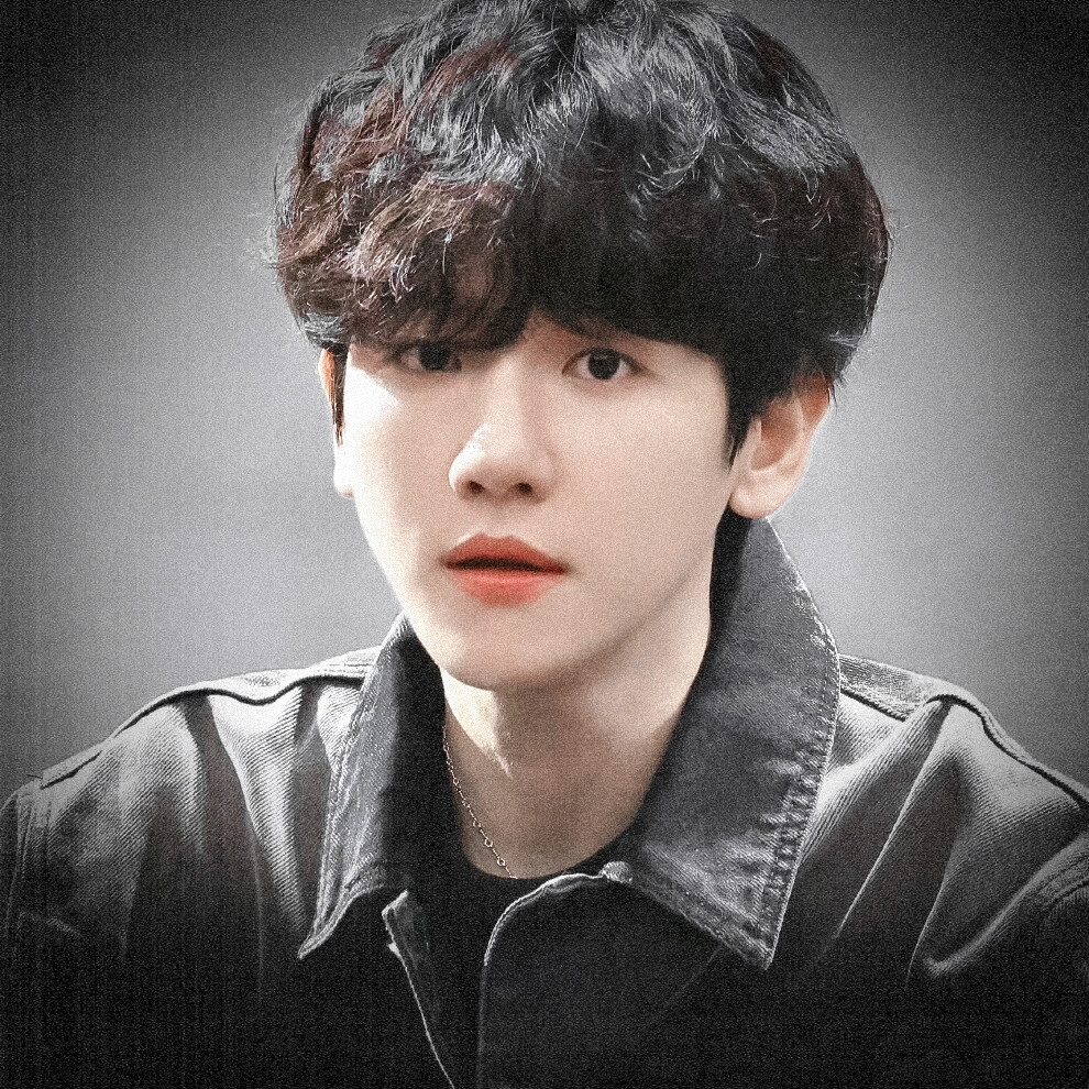 영원히 행복한 존재가 되어주세요
Please be a happy forever being.
©BK4zy | 边伯贤