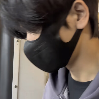 张凌赫