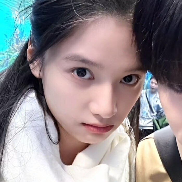 这个和明盛偏上的那组是情头，我蜜蜜@关我蛋治 想要我就截了