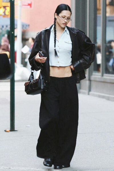 BY爱喝可乐的古娜小姐