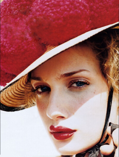 Eva Riccobono