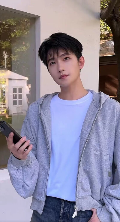 杨洋