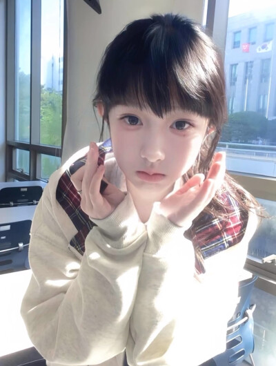女头