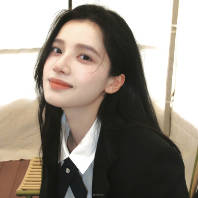 张婧仪