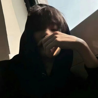 如果情绪有天气 那我困在雨天里