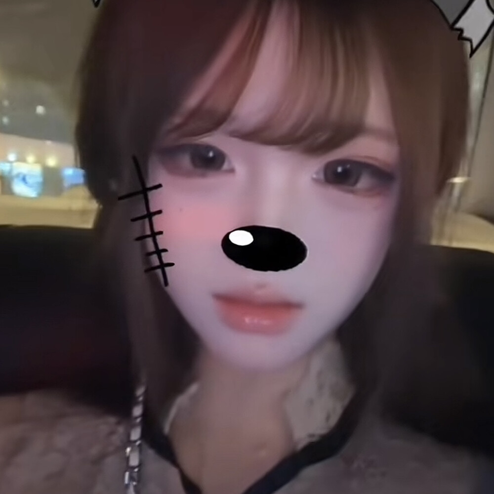 就这样看着你，脸红红的呼吸