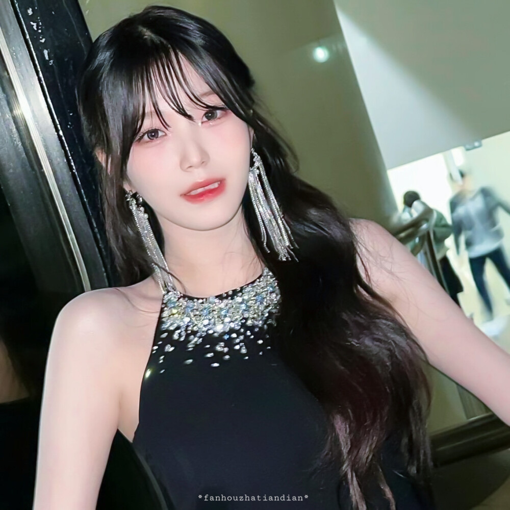 ᵀʰᵉ ᶠⁱᶠᵗʰ ˡᵉᵗᵗᵉʳ ᵐᵃʸ ᵇᵉ ᵗⁱᵐᵉ ᵗᵒ ʲᵘˢᵗ ʸᵒᵘʳ ᵉʸᵉˢ ˢᵐⁱˡⁱⁿᵍ.