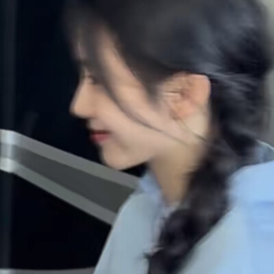 依旧四张
