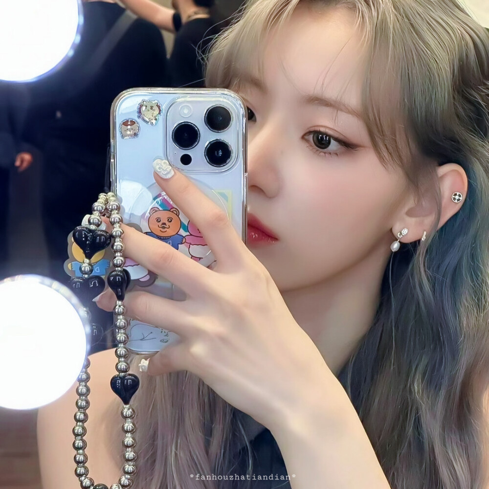 ᵀʰᵉ ᶠⁱᶠᵗʰ ˡᵉᵗᵗᵉʳ ᵐᵃʸ ᵇᵉ ᵗⁱᵐᵉ ᵗᵒ ʲᵘˢᵗ ʸᵒᵘʳ ᵉʸᵉˢ ˢᵐⁱˡⁱⁿᵍ.