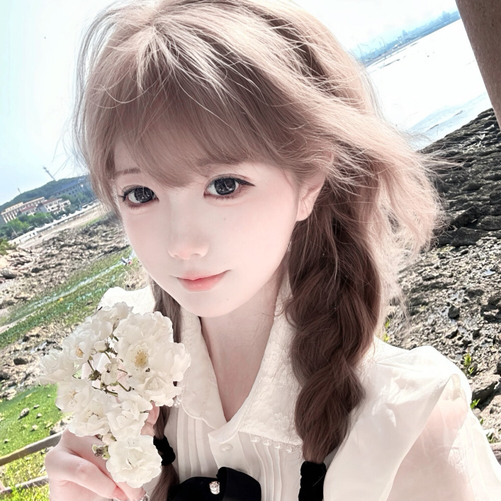 女头
二传头像注明出处