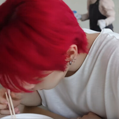 韩东旼