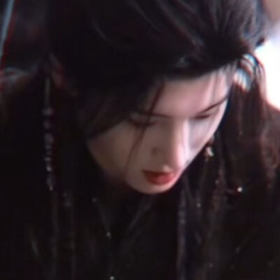 谁倾城美人已