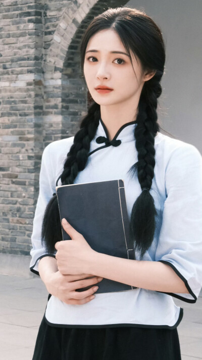 周洁琼