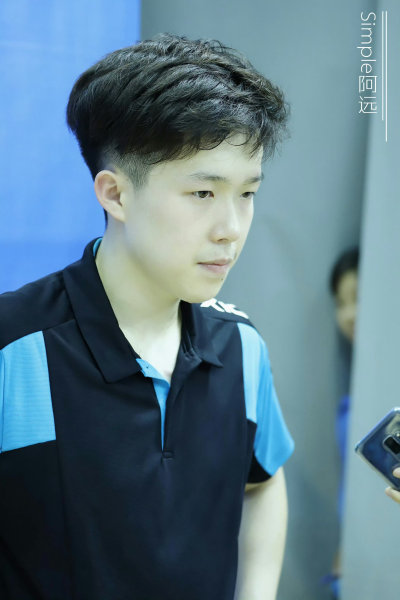 王楚钦 大头 头头