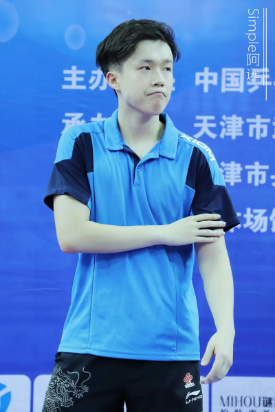 王楚钦 大头 头头