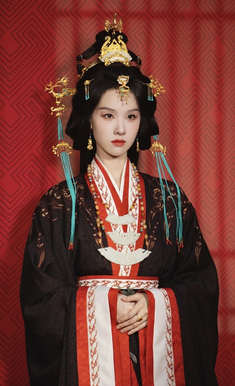 陈都灵