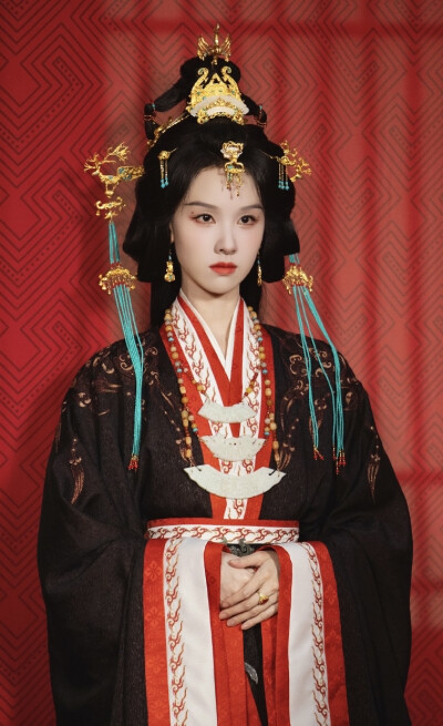 陈都灵