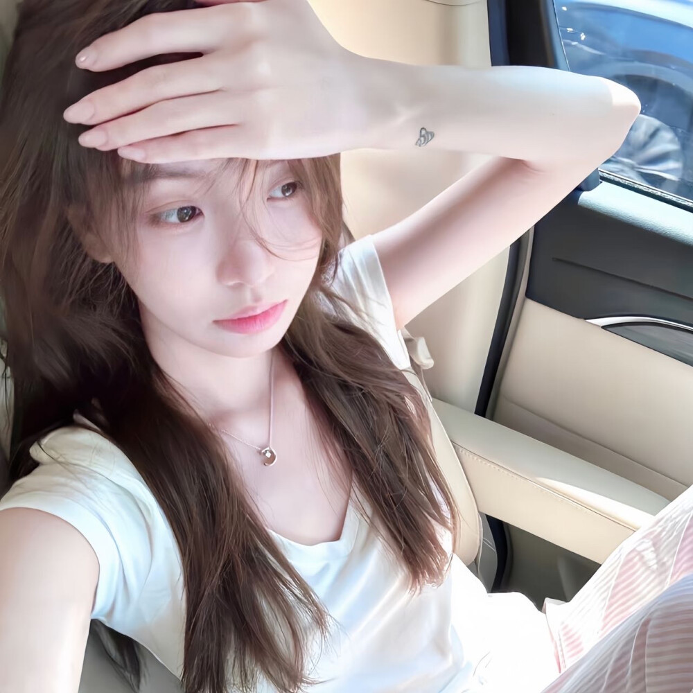 女头