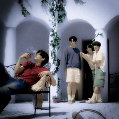 Daisy...kitten...and naive you