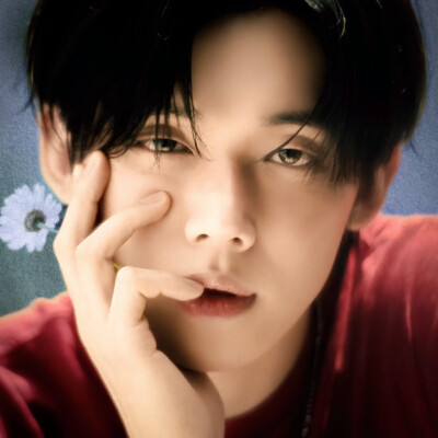 Daisy...kitten...and naive you