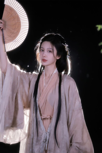 王子璇