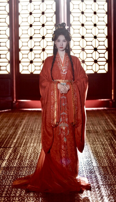 陈都灵