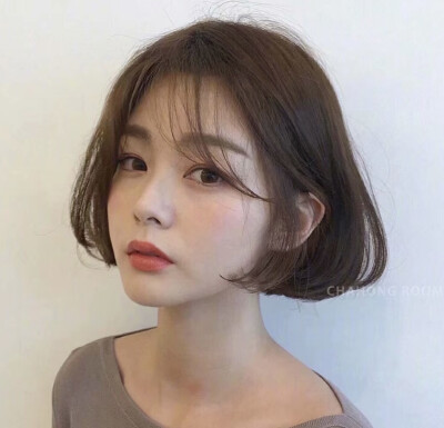 短发发型